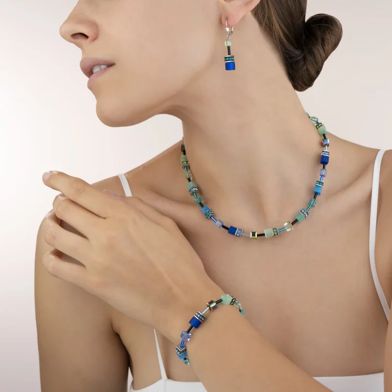 Boucles d'oreilles Coeur de Lion Pendantes GeoCUBE® Cristal Bleu-Vert 2838/20-0705 – Image 2