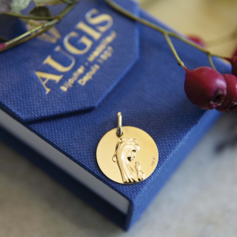 Médaille Augis Or Jaune 750/1000 Vierge Priante Ronde 16 mm – Image 3